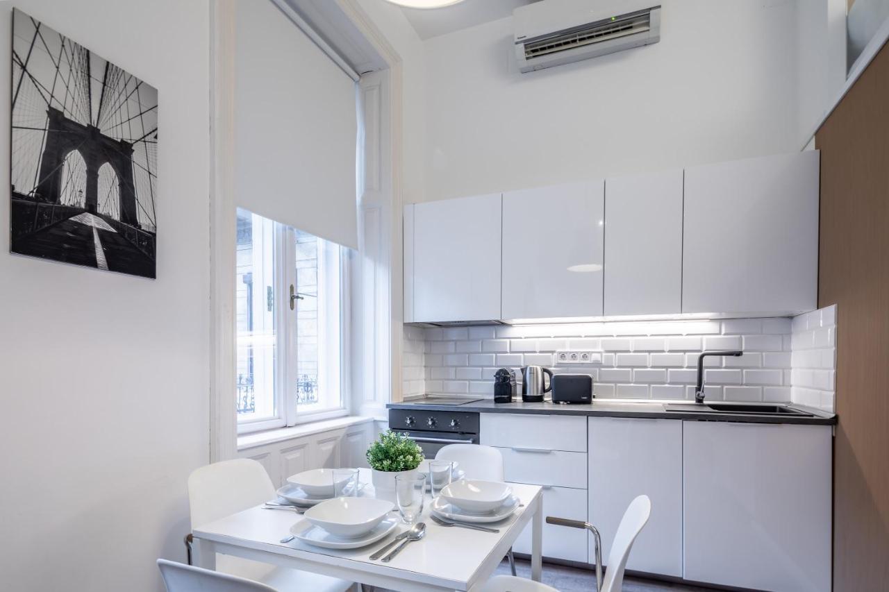 Central Cozy Stay Budapest Exterior photo